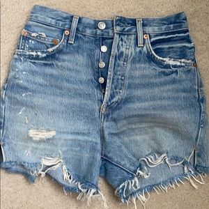 AGolde Dee Short in Ricochet